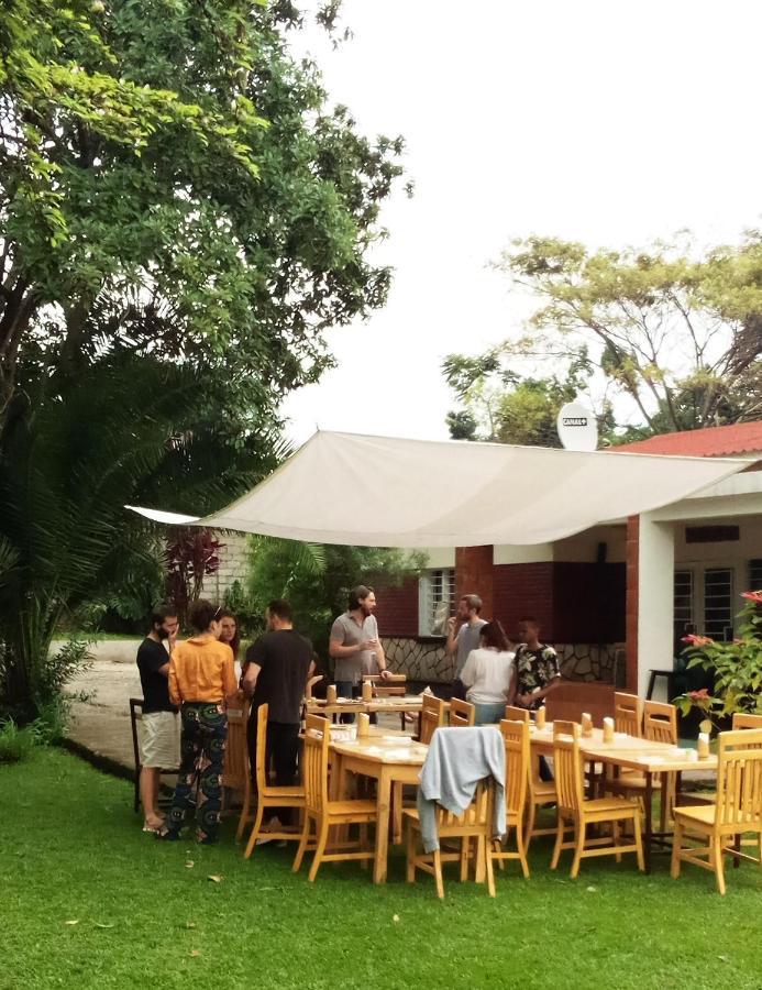 Colibri Taverne & Guest House جيسايني المظهر الخارجي الصورة